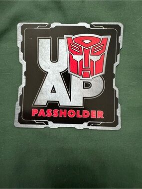 Universal Studios Annual Passholder Transformer Autobot Magnet 2026